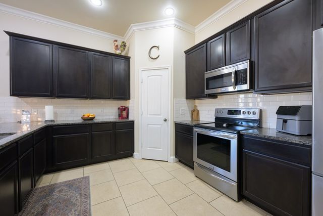 807 E 98th St., Odessa, TX 79765