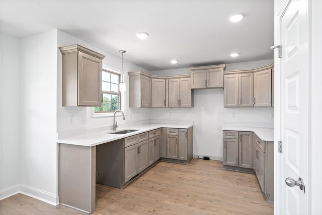 1254 Elizabeth Lane, Clarksville, TN 37042
