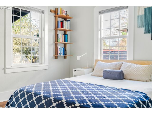 3311 Se 66TH Ave, Portland, OR 97206