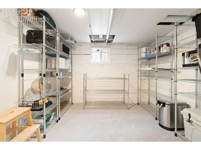 3311 Se 66TH Ave, Portland, OR 97206