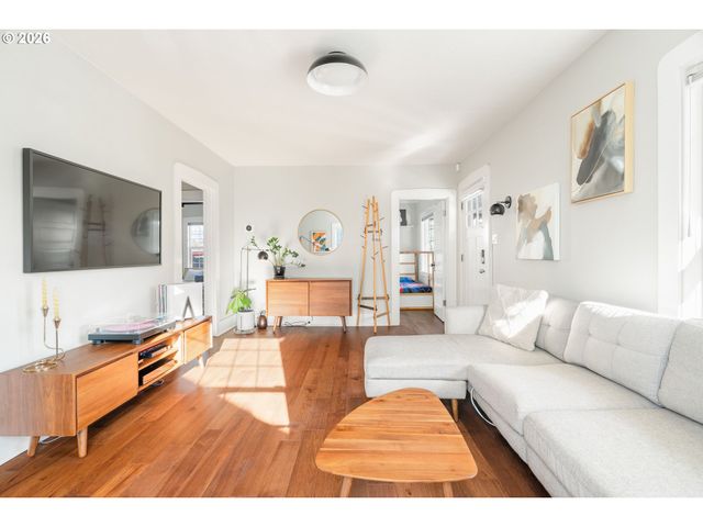 3311 Se 66TH Ave, Portland, OR 97206