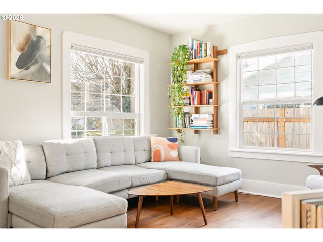 3311 Se 66TH Ave, Portland, OR 97206