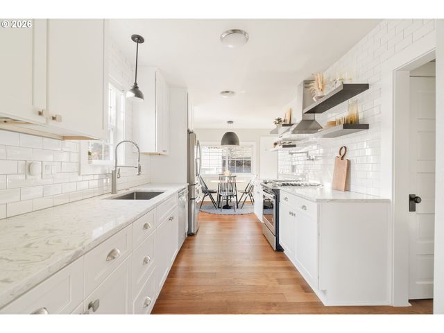 3311 Se 66TH Ave, Portland, OR 97206