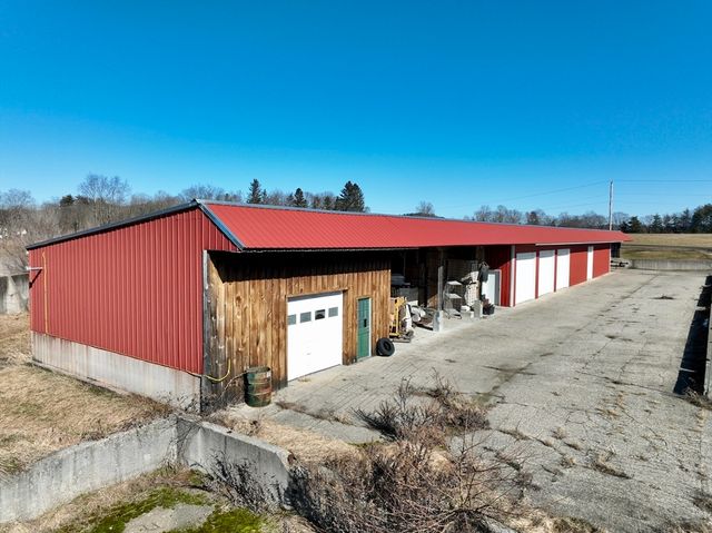 47 Cross St, Bernardston, MA 01337