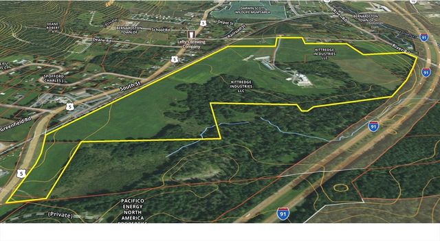 47 Cross St, Bernardston, MA 01337