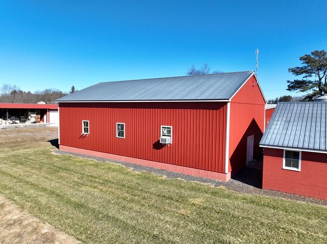 47 Cross St, Bernardston, MA 01337