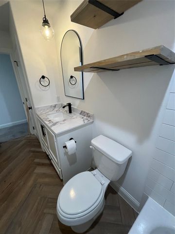 114 Capetown Circle, Montgomery, TX 77356