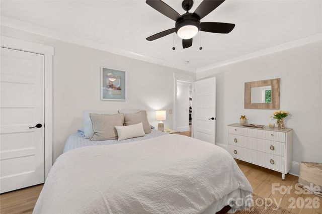 1837 Camp Greene Street, Charlotte, NC 28208