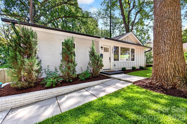 1837 Camp Greene Street, Charlotte, NC 28208