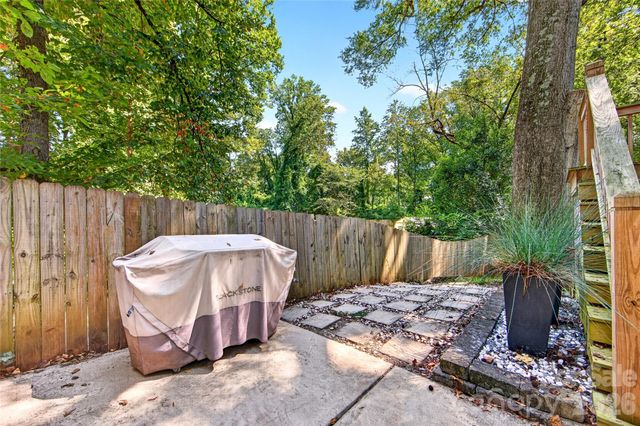 1837 Camp Greene Street, Charlotte, NC 28208