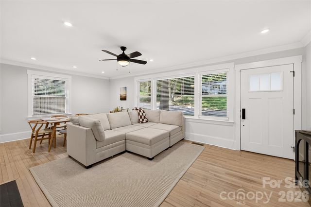 1837 Camp Greene Street, Charlotte, NC 28208