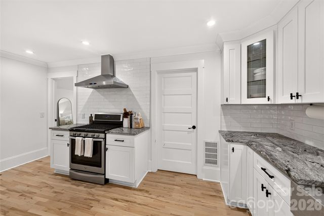 1837 Camp Greene Street, Charlotte, NC 28208