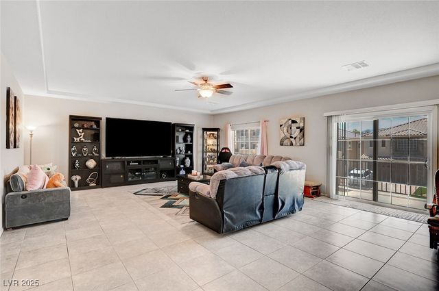 9656 Paraiso Springs Street, Las Vegas, NV 89139