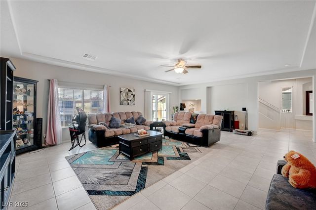 9656 Paraiso Springs Street, Las Vegas, NV 89139