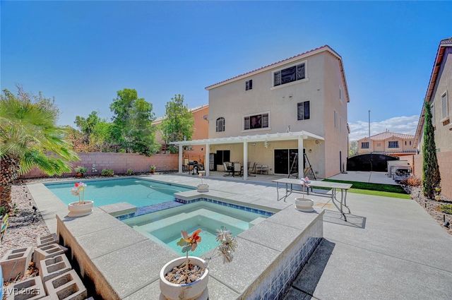 9656 Paraiso Springs Street, Las Vegas, NV 89139