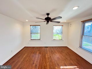1303 N TUCKAHOE RD, Williamstown, NJ 08094