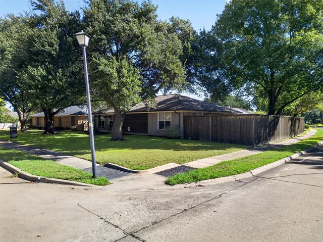 2502 Rochdale Street, Garland, TX 75040