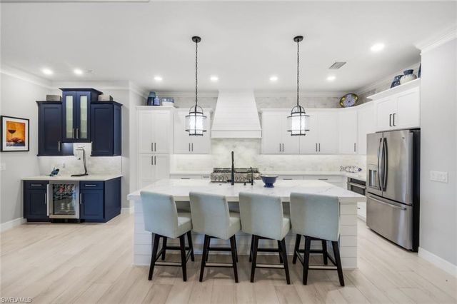 12639 Kinross LN, Naples, FL 34120