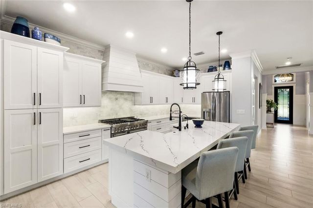 12639 Kinross LN, Naples, FL 34120