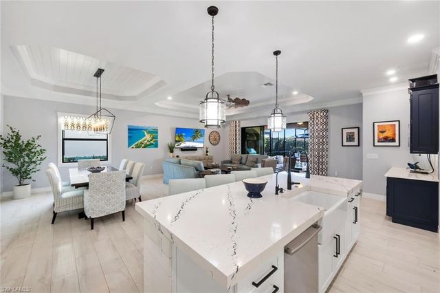 12639 Kinross LN, Naples, FL 34120