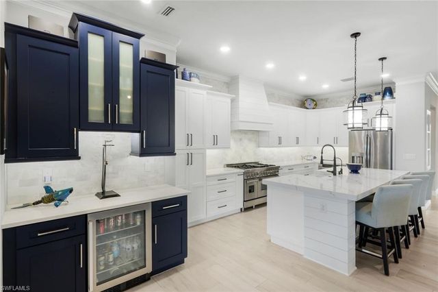 12639 Kinross LN, Naples, FL 34120