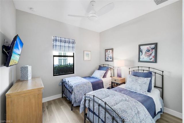 12639 Kinross LN, Naples, FL 34120