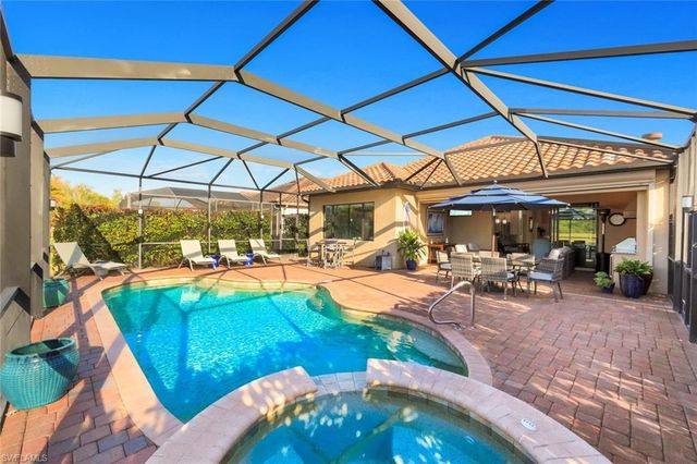 12639 Kinross LN, Naples, FL 34120