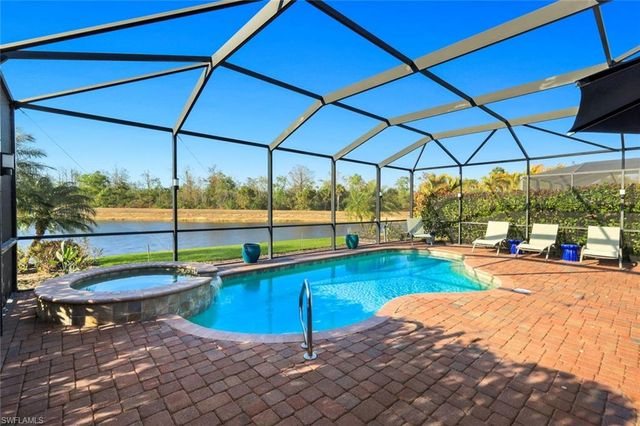 12639 Kinross LN, Naples, FL 34120