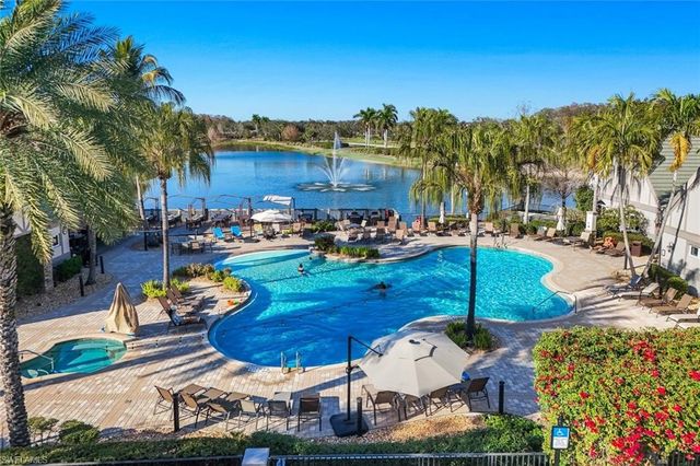 12639 Kinross LN, Naples, FL 34120