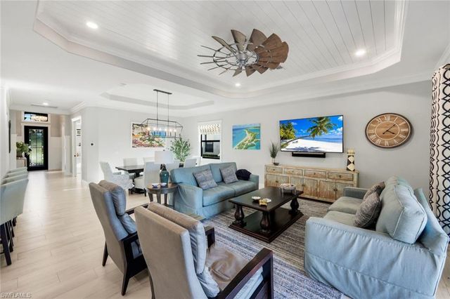 12639 Kinross LN, Naples, FL 34120