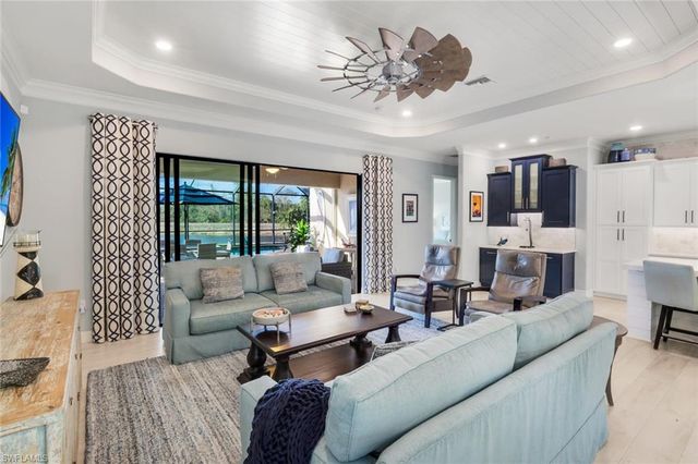 12639 Kinross LN, Naples, FL 34120