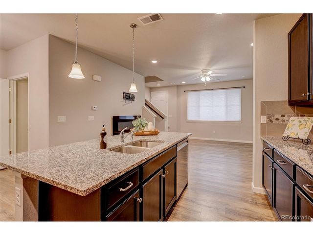 560 E Dry Creek Pl, Littleton, CO 80122