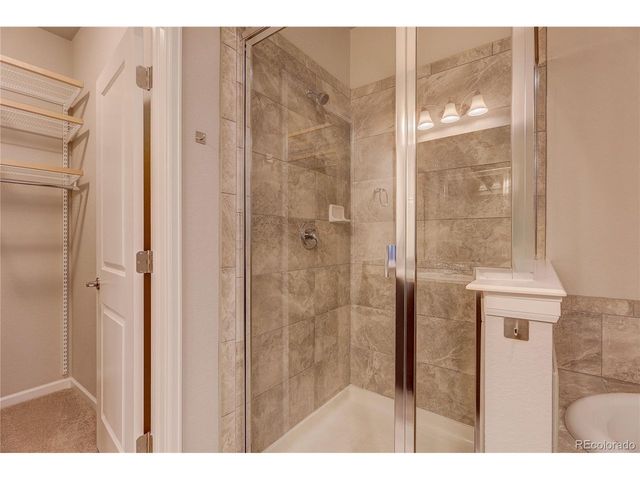 560 E Dry Creek Pl, Littleton, CO 80122