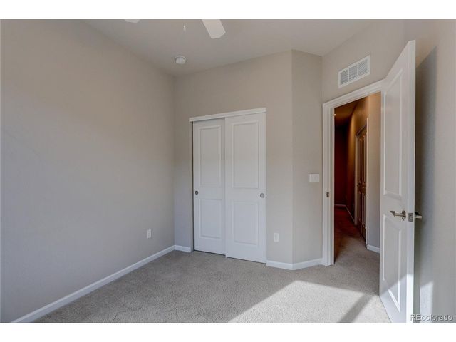 560 E Dry Creek Pl, Littleton, CO 80122