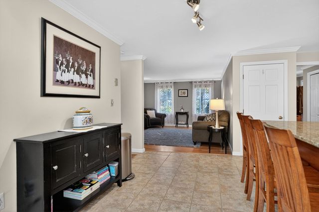 10 Cooper Dr, Franklin, MA 02038