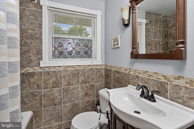 12 MCGUIRE ST, Wrightstown, NJ 08562