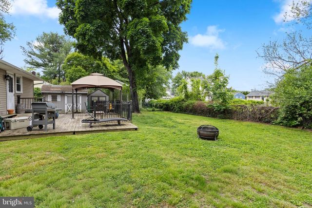 12 MCGUIRE ST, Wrightstown, NJ 08562