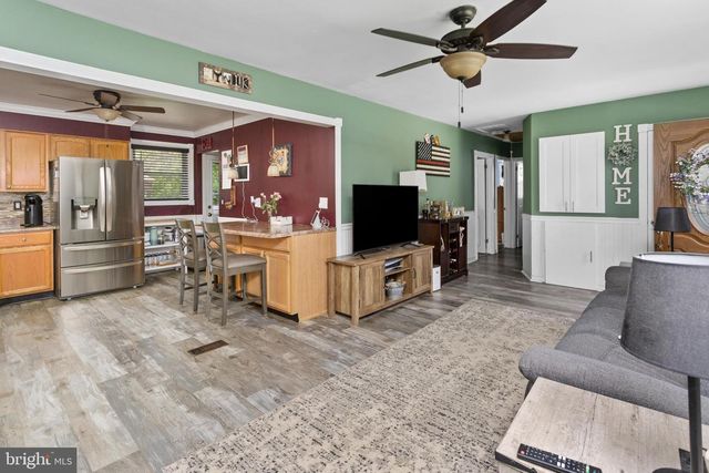 12 MCGUIRE ST, Wrightstown, NJ 08562