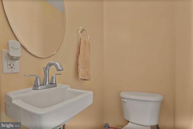 4613 DILLON ST, Baltimore, MD 21224