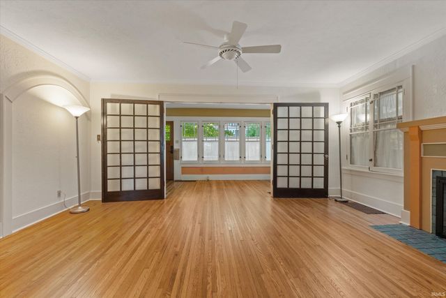 212 Marquette Avenue, South Bend, IN 46617