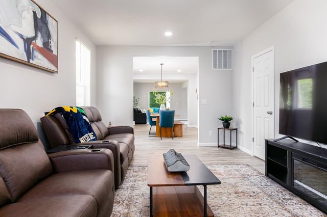 1201 Allen Street, South Bend, IN 46616