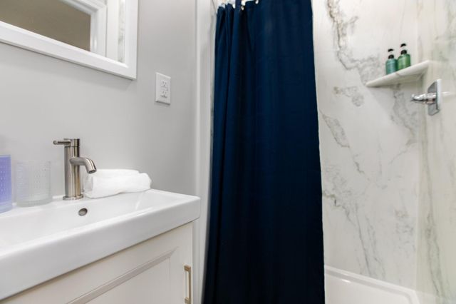 1201 Allen Street, South Bend, IN 46616