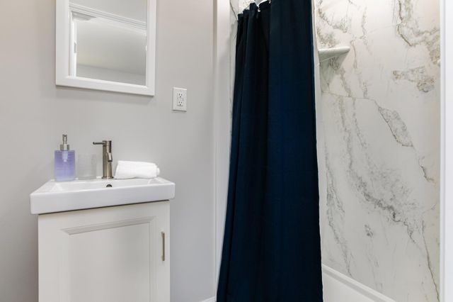 1201 Allen Street, South Bend, IN 46616