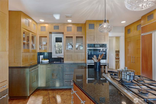 10431 Marine View Drive SW, Seattle, WA 98146