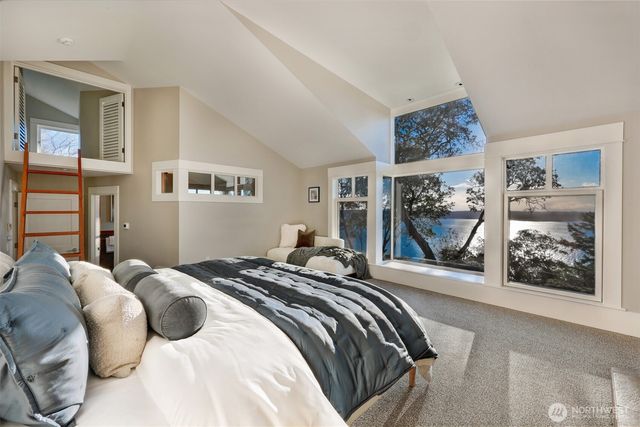 10431 Marine View Drive SW, Seattle, WA 98146