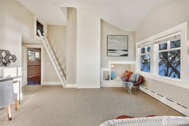 10431 Marine View Drive SW, Seattle, WA 98146