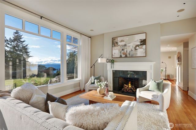 10431 Marine View Drive SW, Seattle, WA 98146