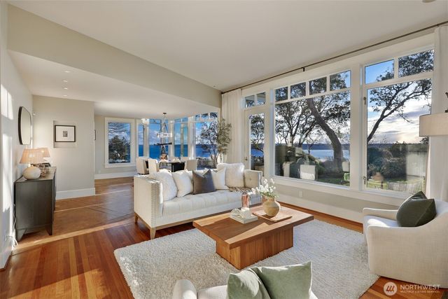 10431 Marine View Drive SW, Seattle, WA 98146