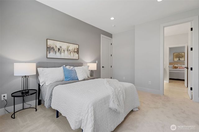 11027 SE 30th Place, Bellevue, WA 98004