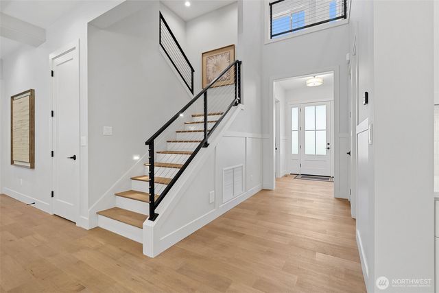 11027 SE 30th Place, Bellevue, WA 98004